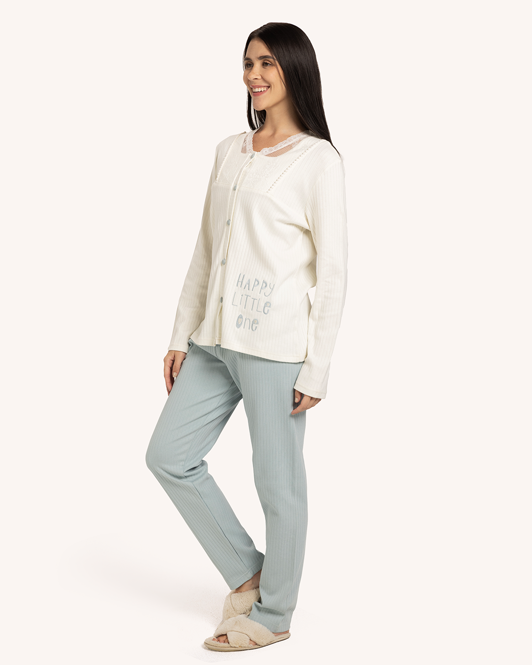 PYJAMA BRODEHE De Dentelle Avec Un Beurre