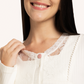PYJAMA BRODEHE De Dentelle Avec Un Beurre