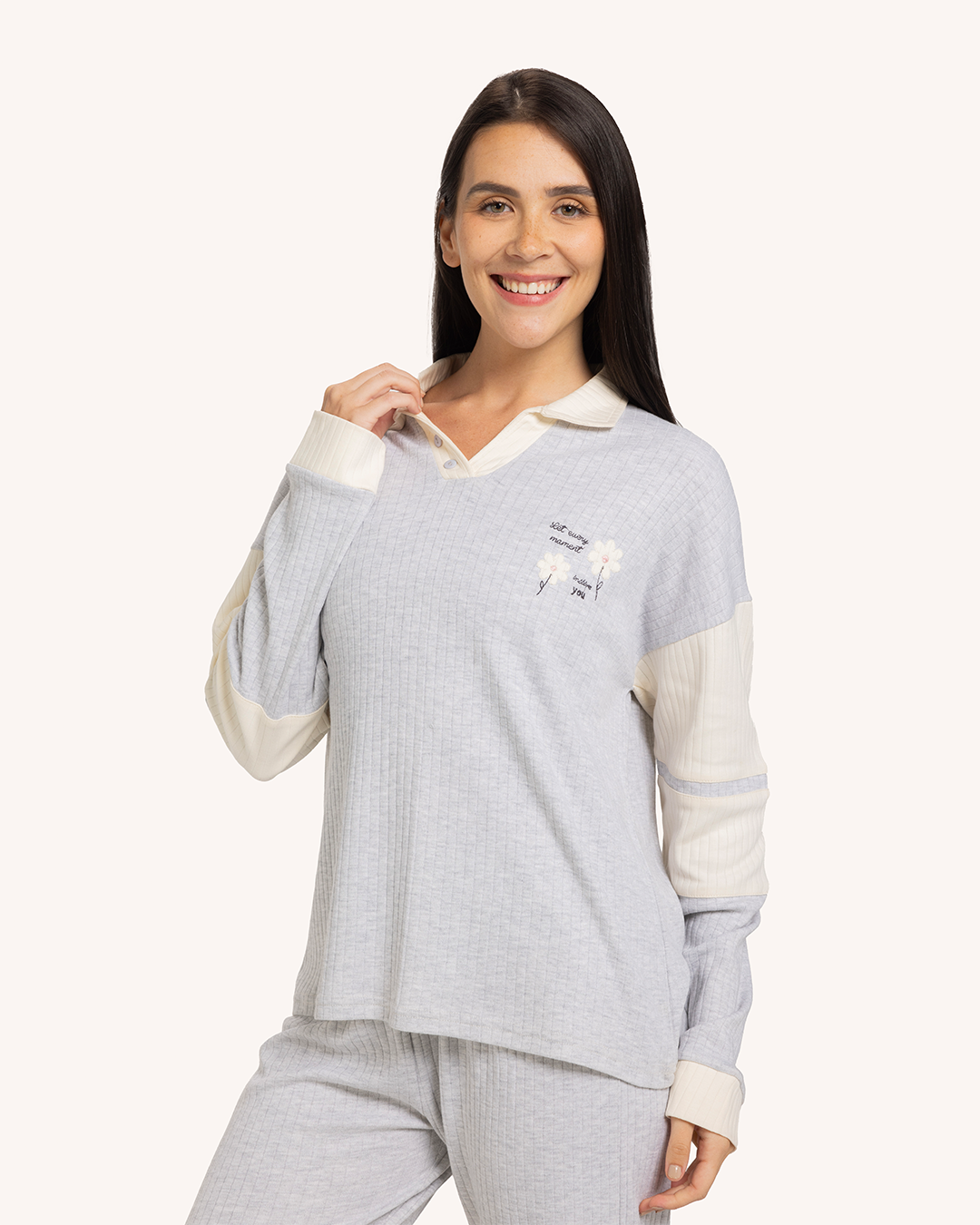 بيجاما كم وردتين