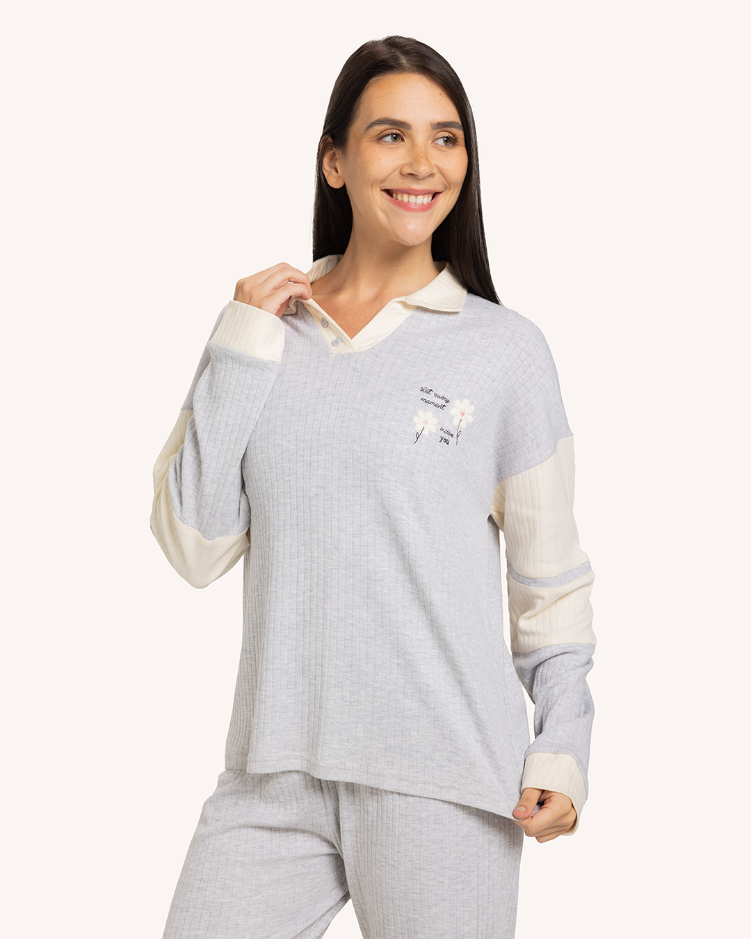 بيجاما كم وردتين