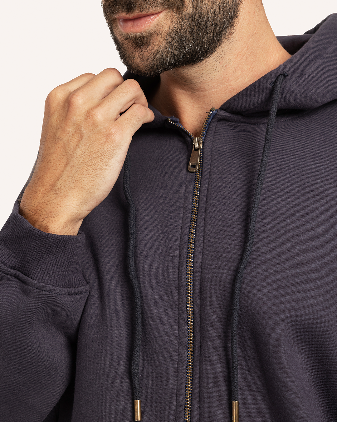 سويت شيرت بسوسته كابيشوه