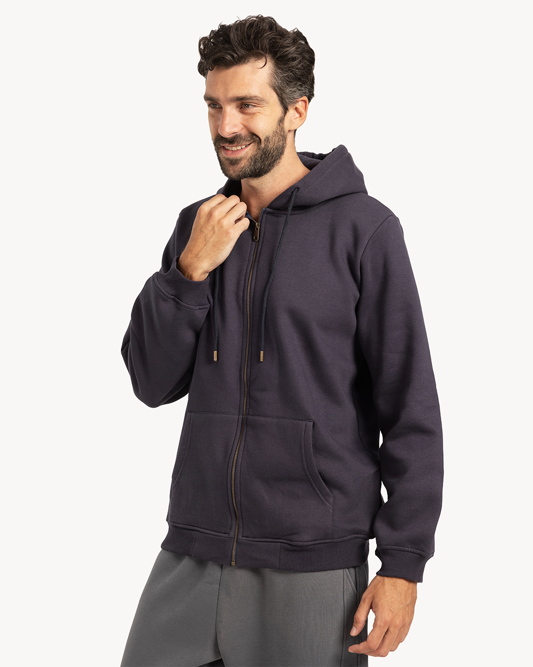 سويت شيرت بسوسته كابيشوه