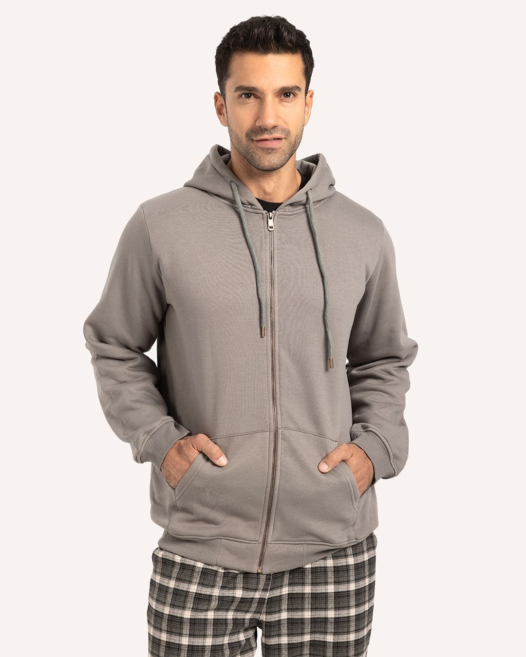 سويت شيرت بسوسته كابيشوه