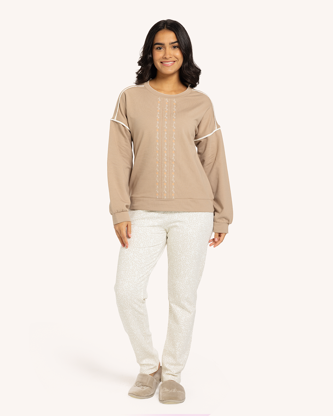 بيجاما حريمى كم بنطلون فرع ورد