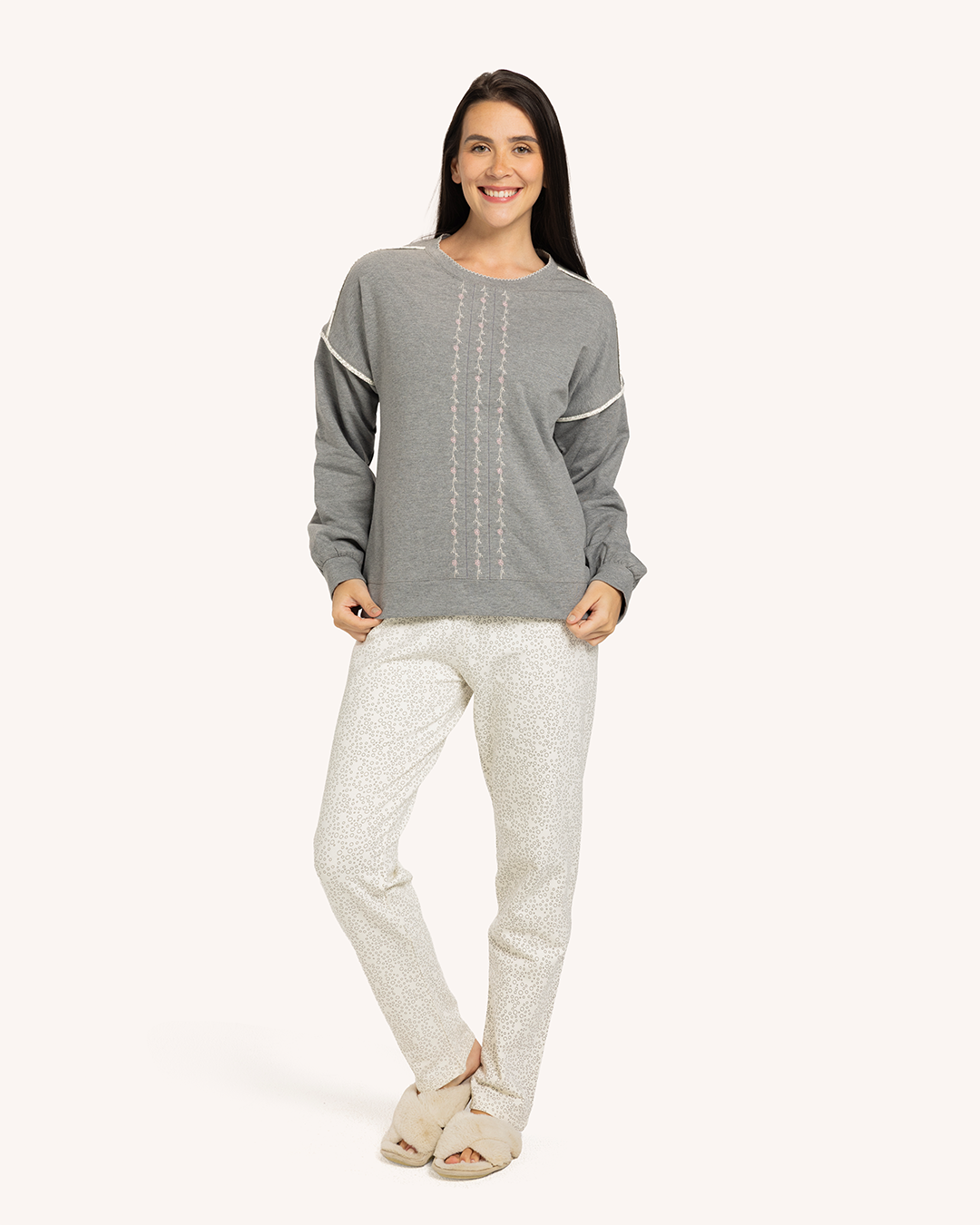 بيجاما حريمى كم بنطلون فرع ورد