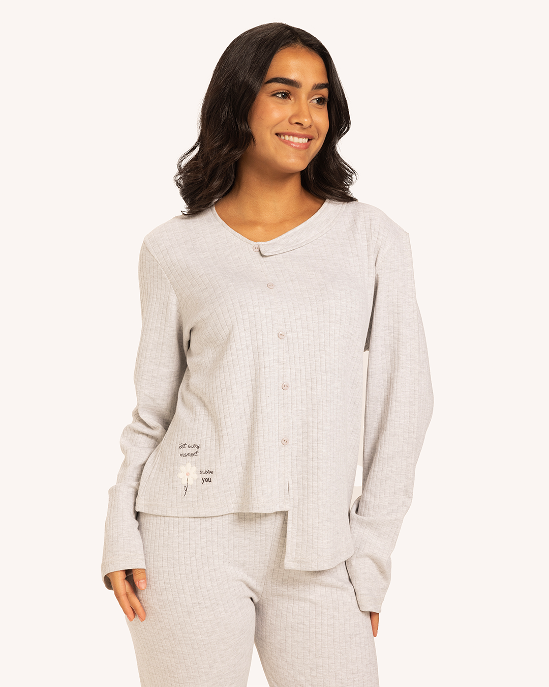 بيجاما حريمى كم نص ياقه بنطلون