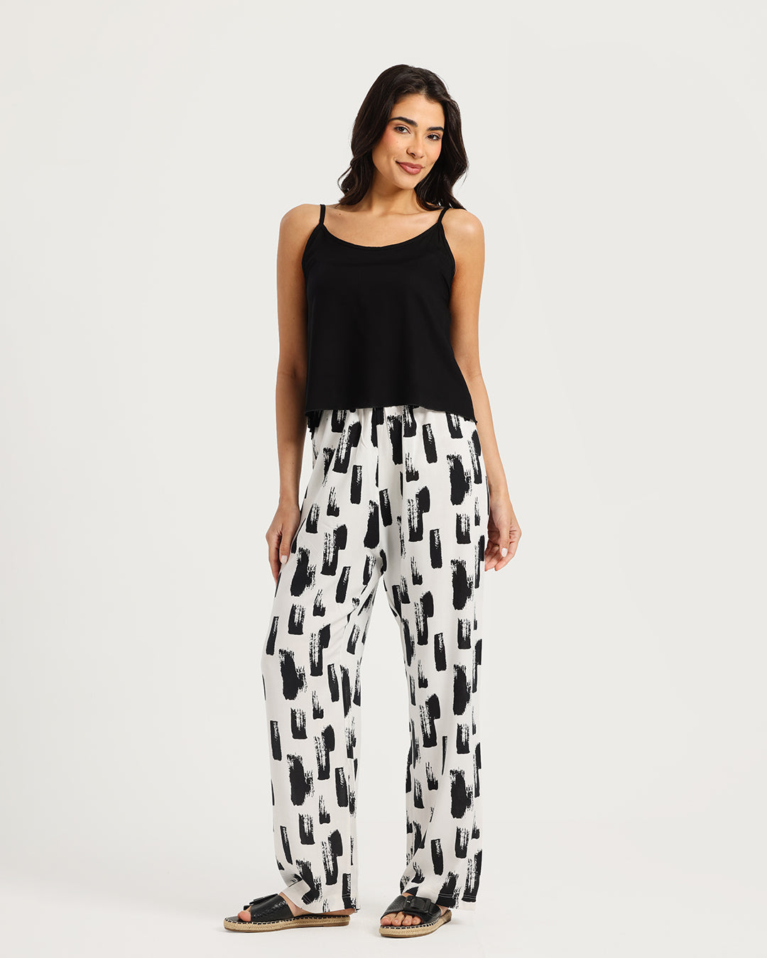 Women's sleeveless pajama with pants