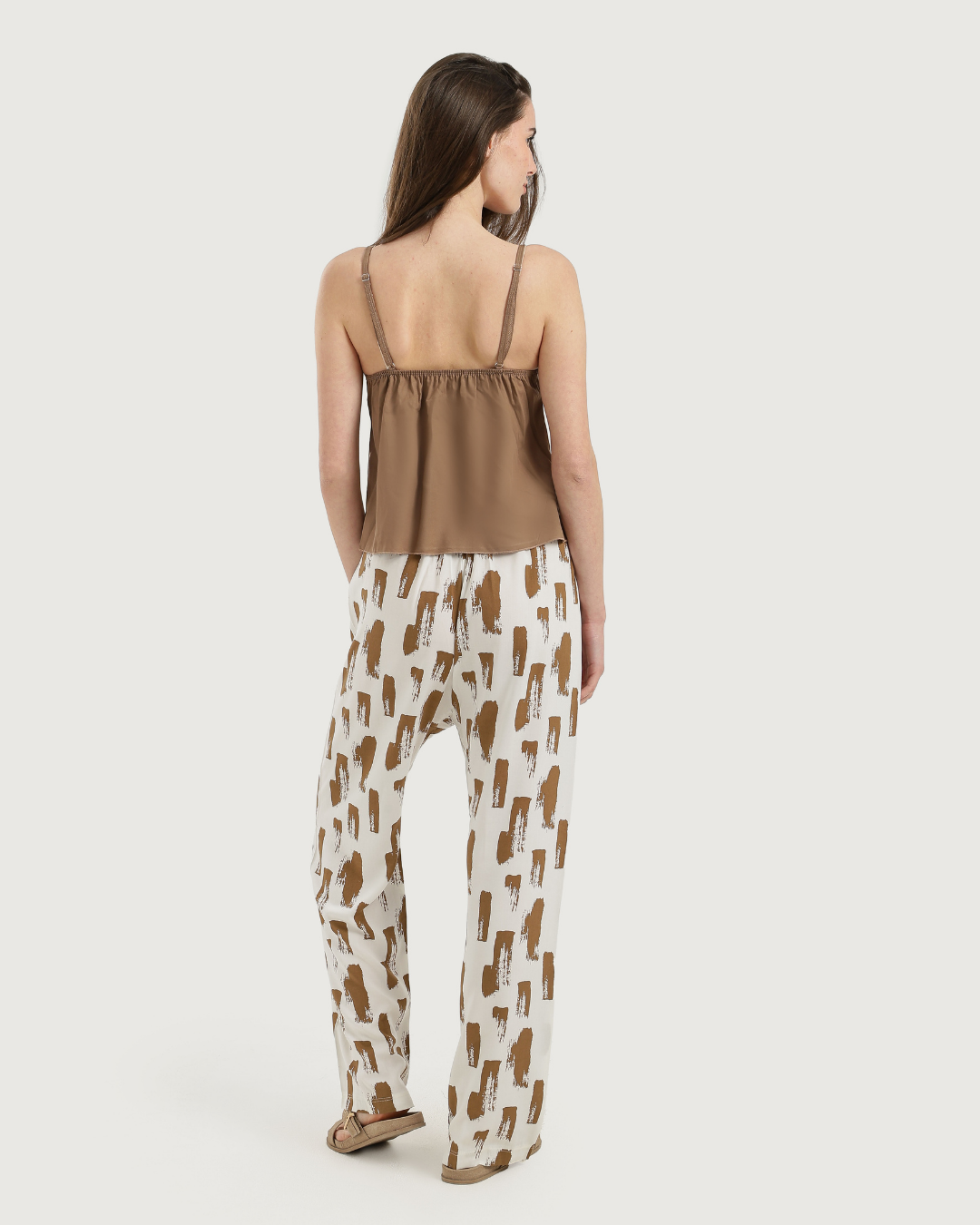 Women's sleeveless pajama with pants