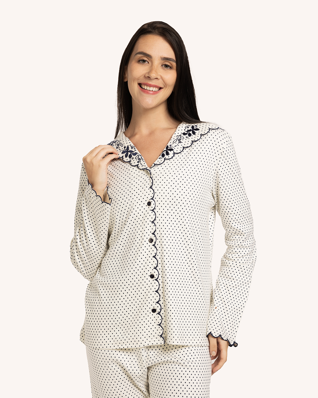 بيجاما حريمى كم بزراير بنطلون منقط