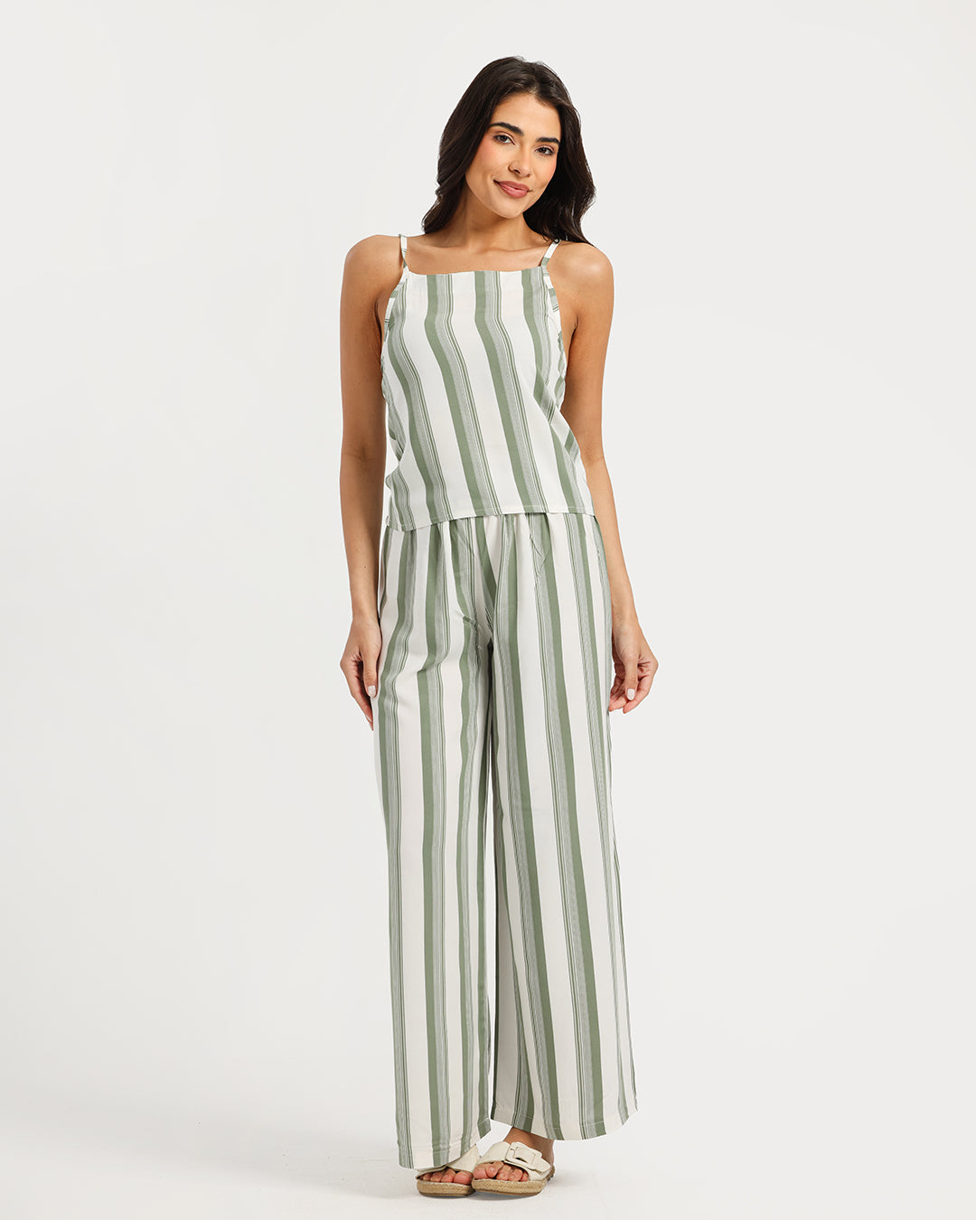 Women's pajama without sleeves with pants