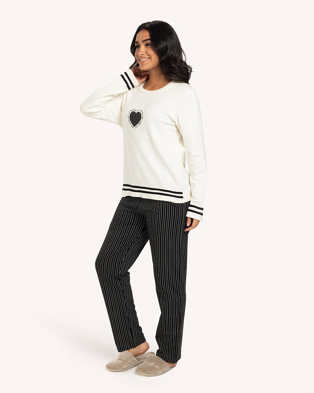 بيجاما حريمى كم بنطلون قلب