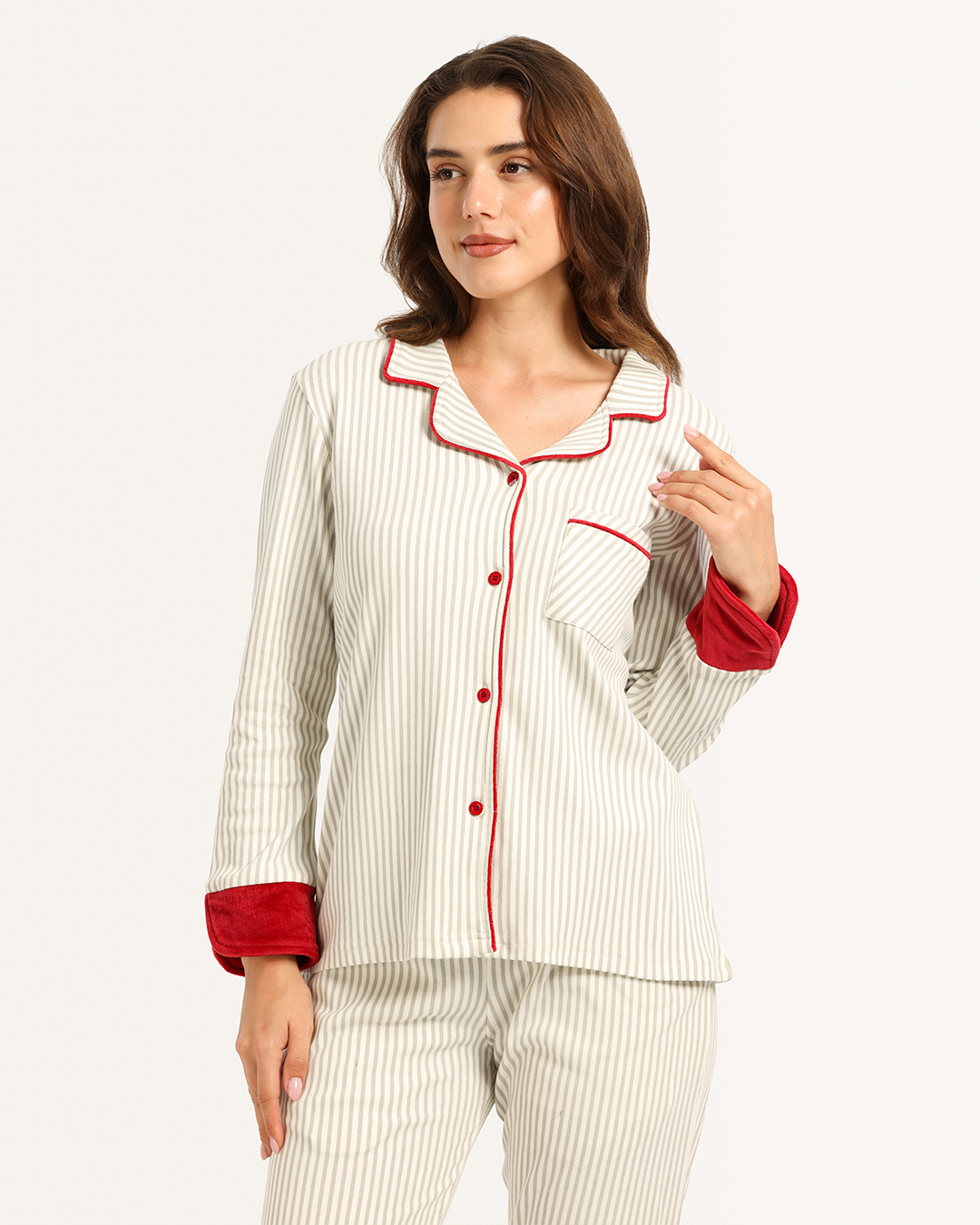 بيجاما حريمى بزراير مقلمه