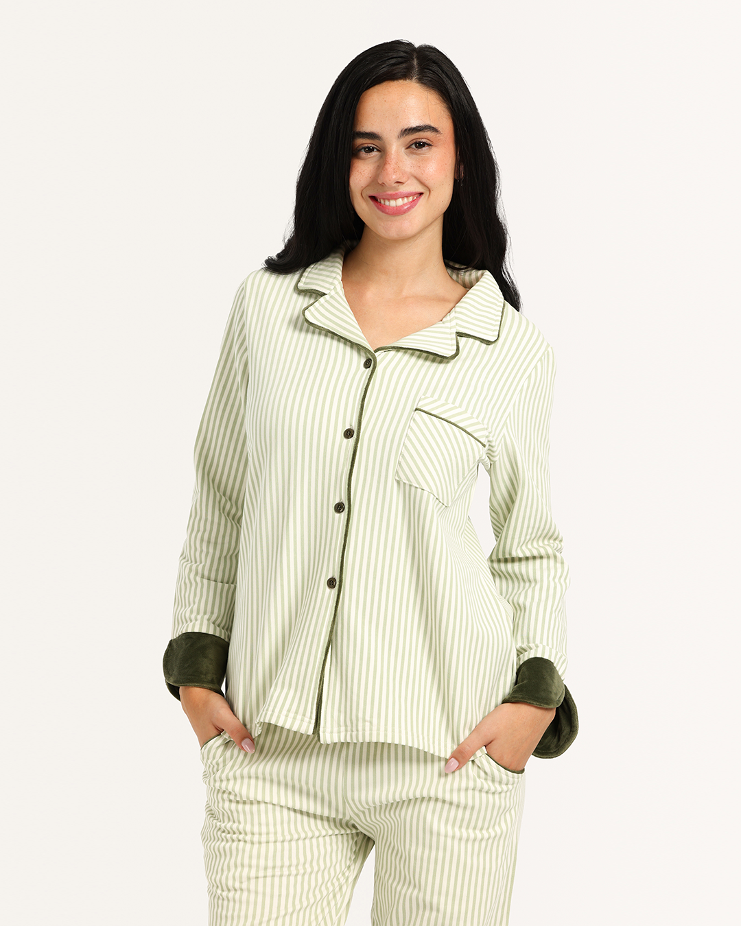 بيجاما حريمى بزراير مقلمه