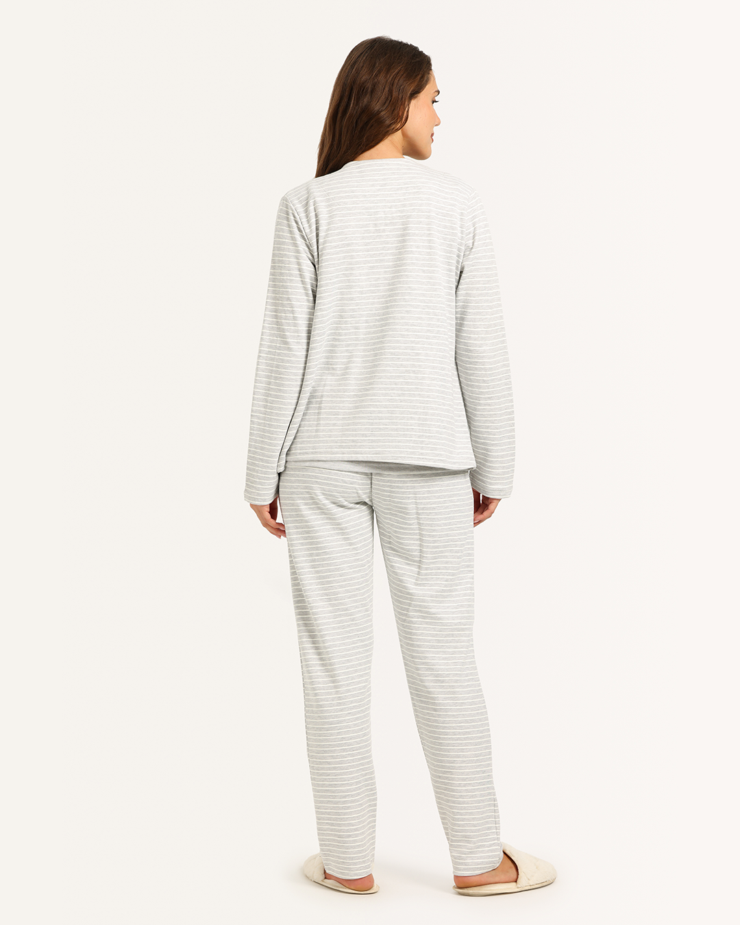 بيجاما حريمى حمالة 3ق مع جاكيت و بنطلون مقلم