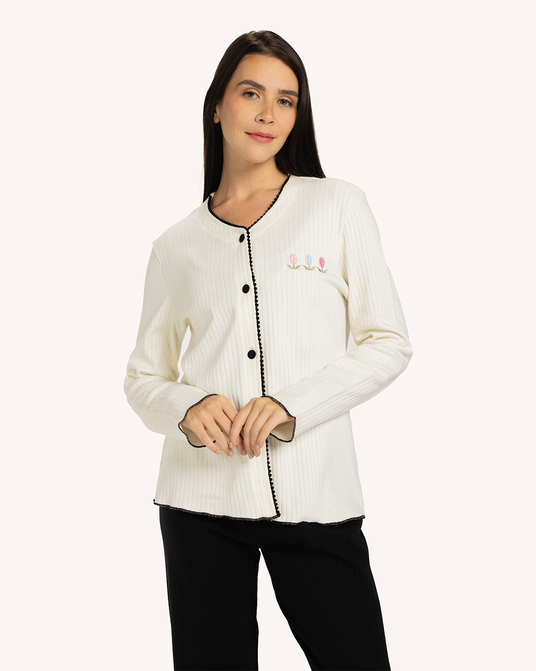 بيجاما حريمى بزراير 3وردة