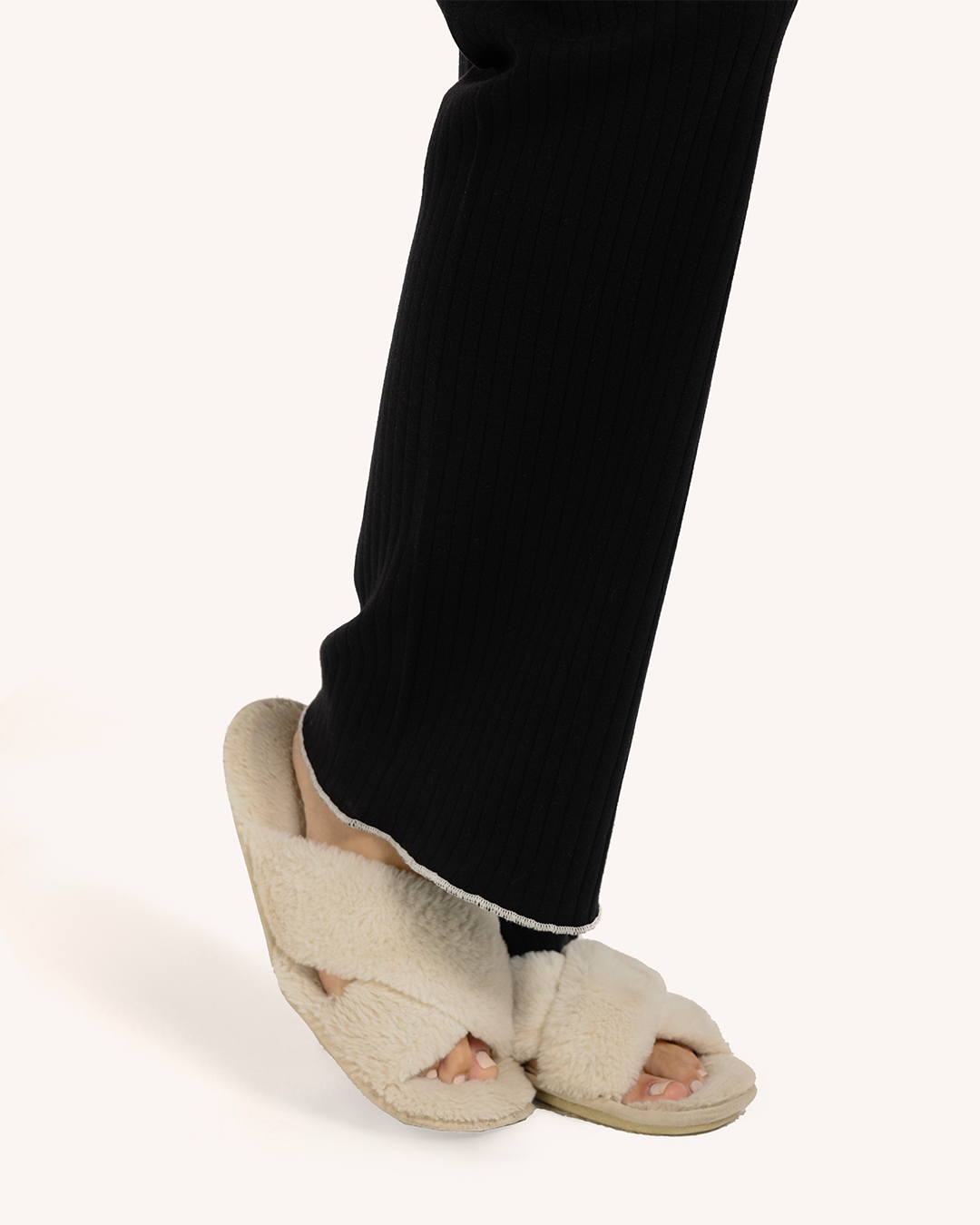 بيجاما حريمى بزراير 3وردة