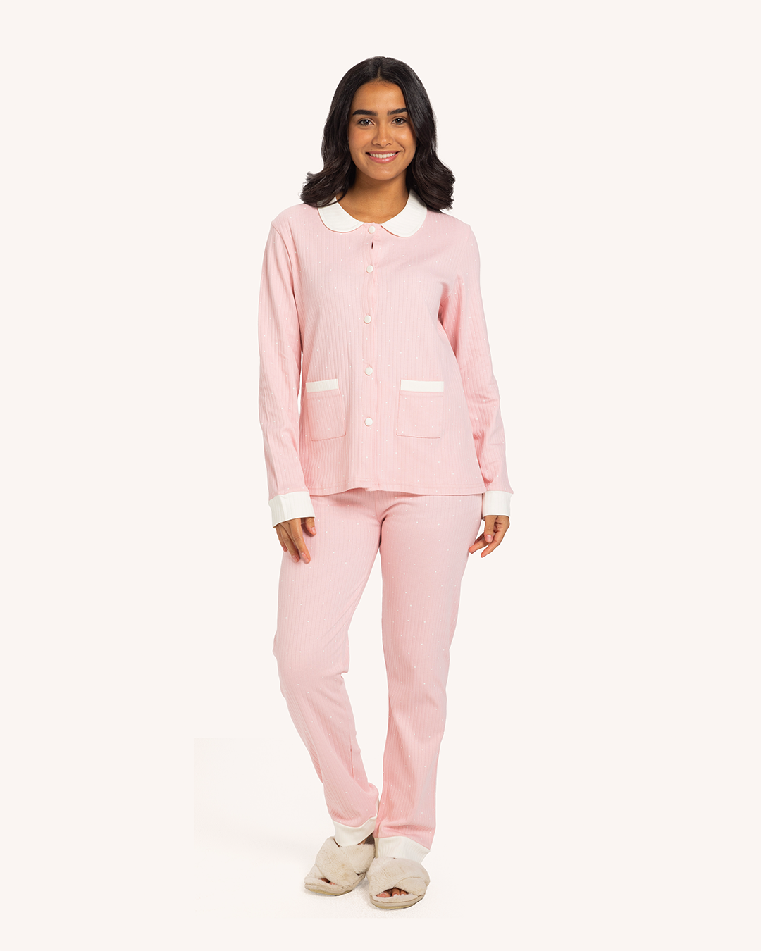 بيجاما كم بزراير منقطة