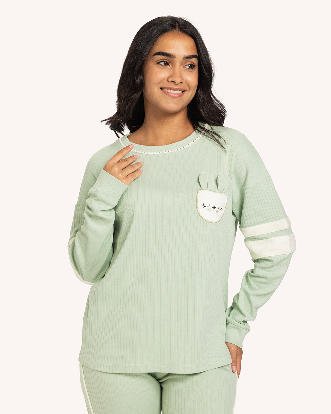 بيجاما حريمى كم بنطلون ارنوب