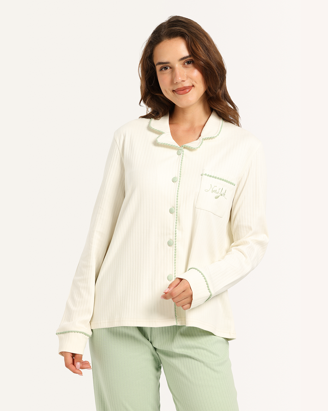 بيجاما حريمى زراير تطريز