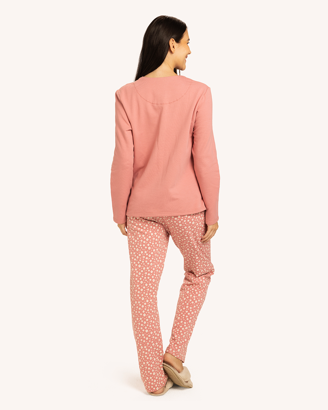 بيجاما حريمى كم بنطلون ورد صغير