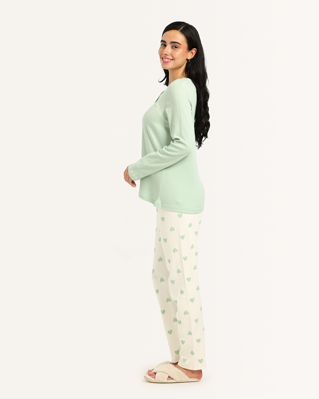 بيجاما حريمى كم بنطلون قلوب