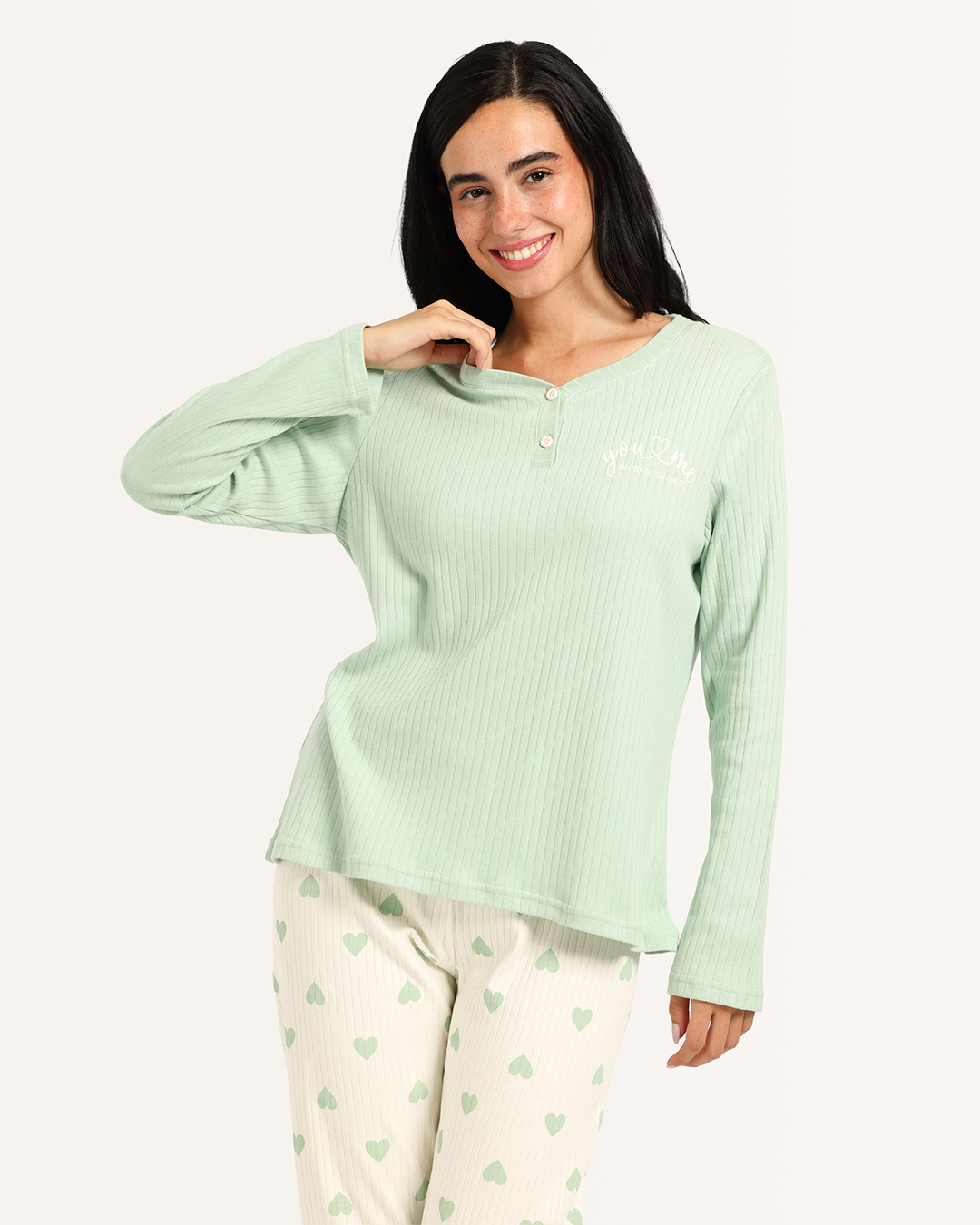 بيجاما حريمى كم بنطلون قلوب