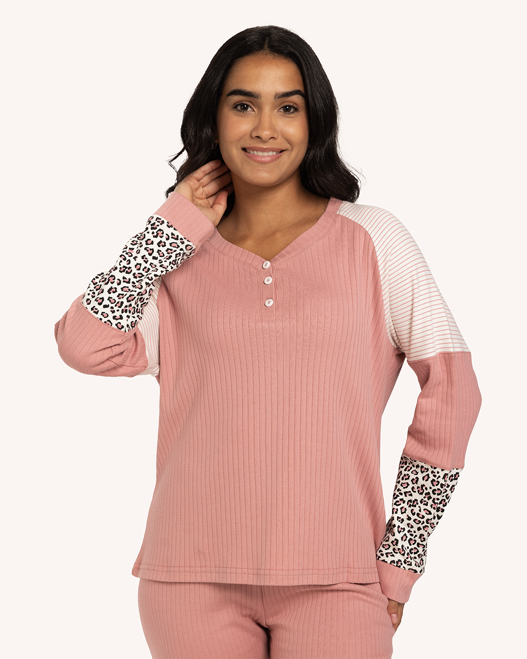 بيجاما حريمى كم بنطلون قصة تايجر