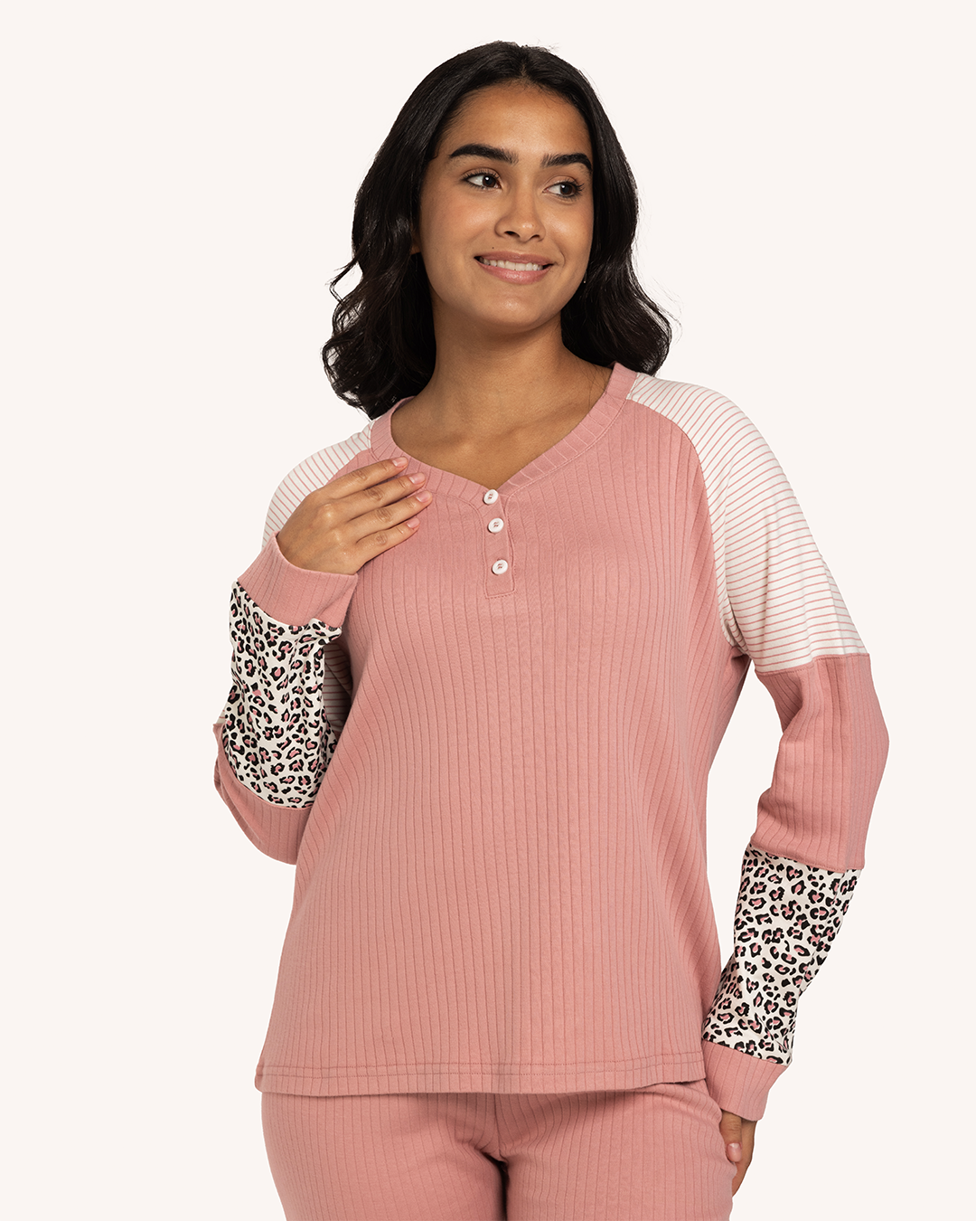 بيجاما حريمى كم بنطلون قصة تايجر