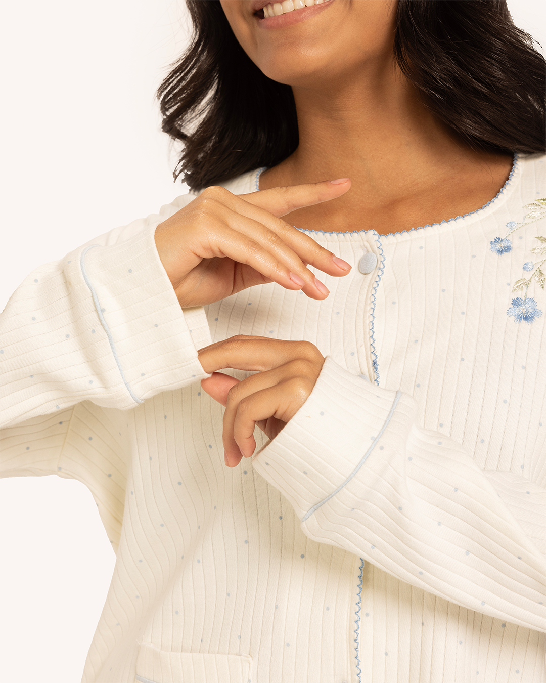 بيجاما حريمى بنطلون منقط ورد