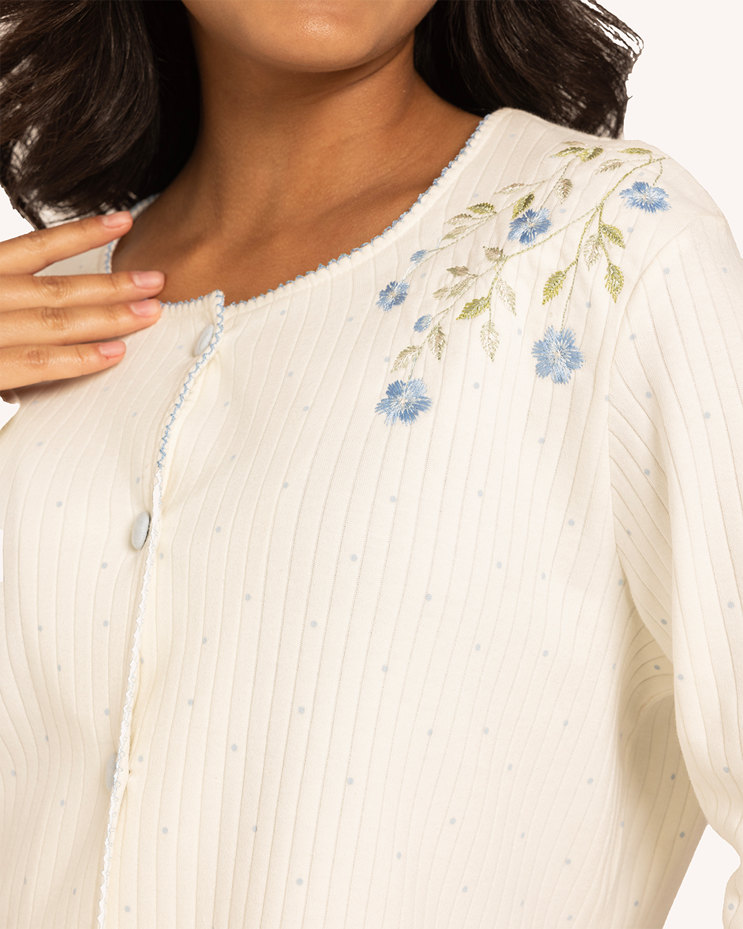 بيجاما حريمى بنطلون منقط ورد