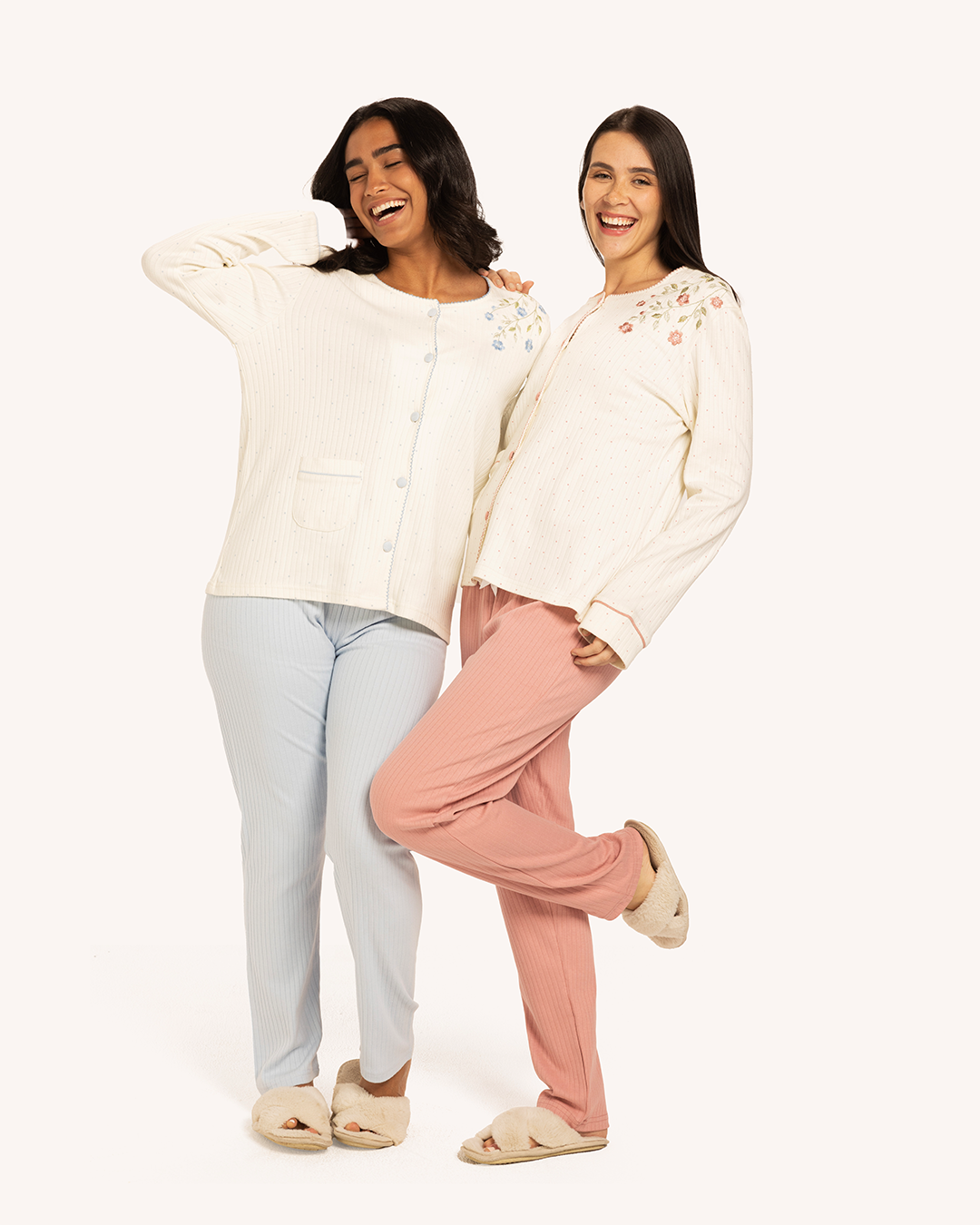 بيجاما حريمى بنطلون منقط ورد