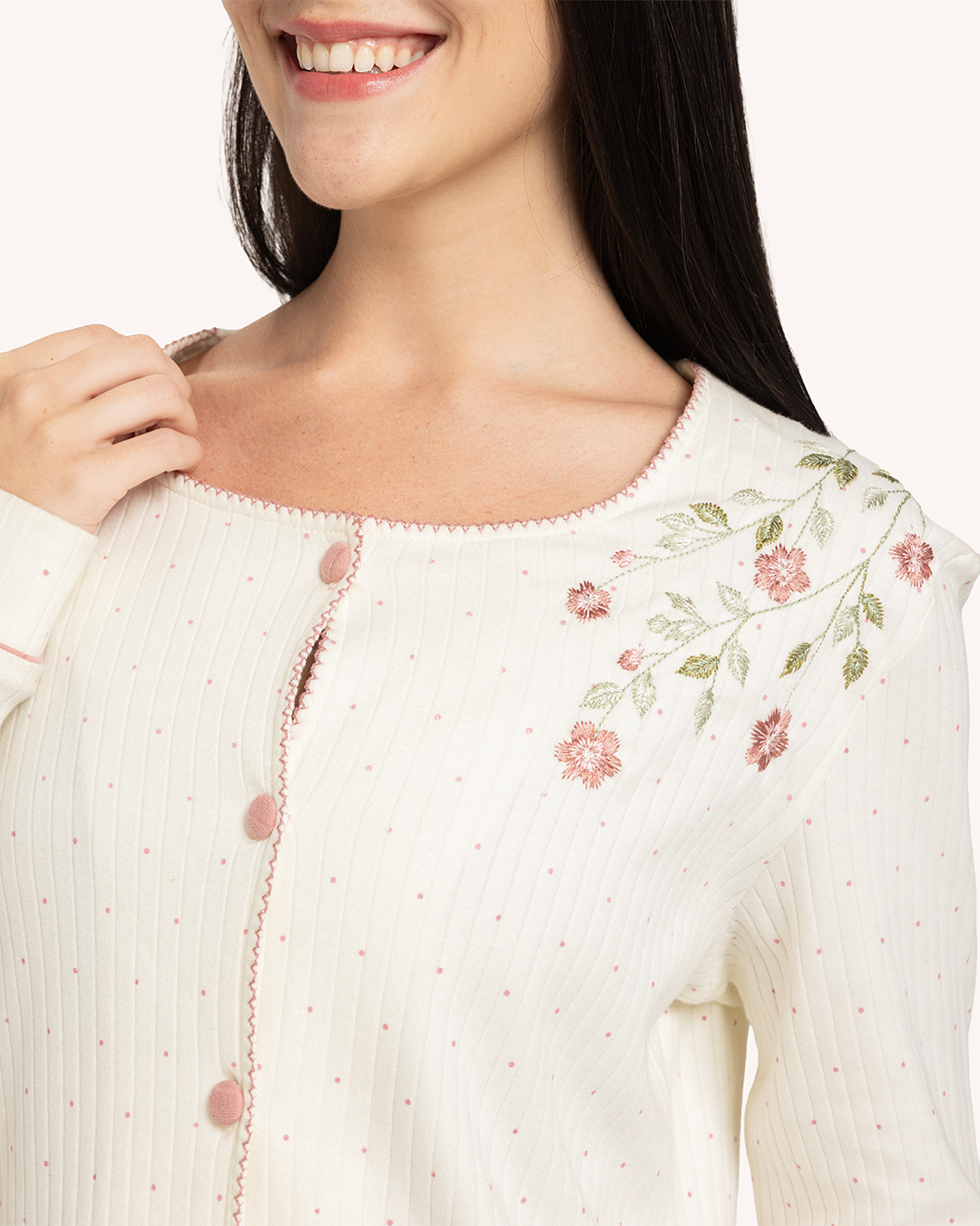 بيجاما حريمى بنطلون منقط ورد