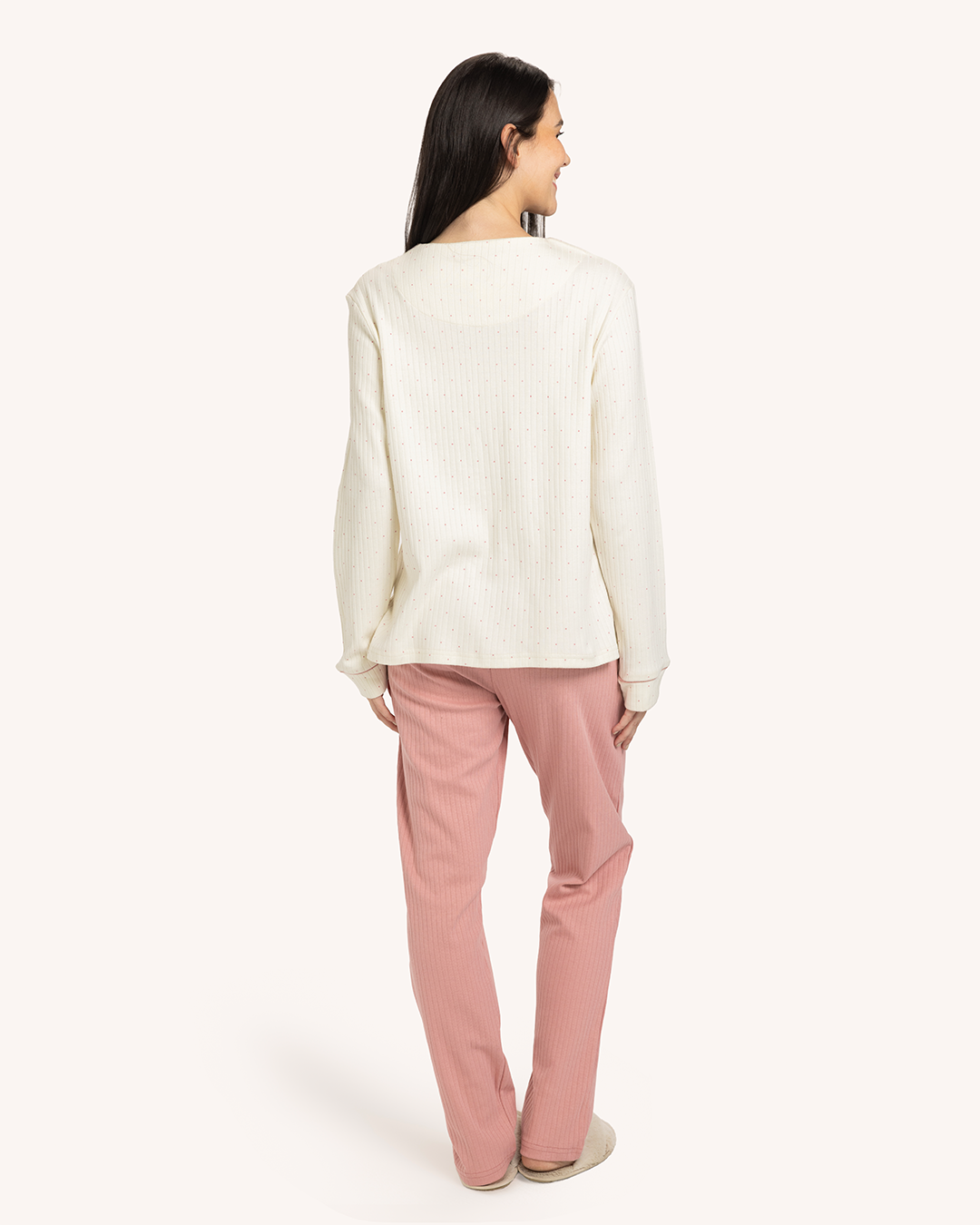 بيجاما حريمى بنطلون منقط ورد