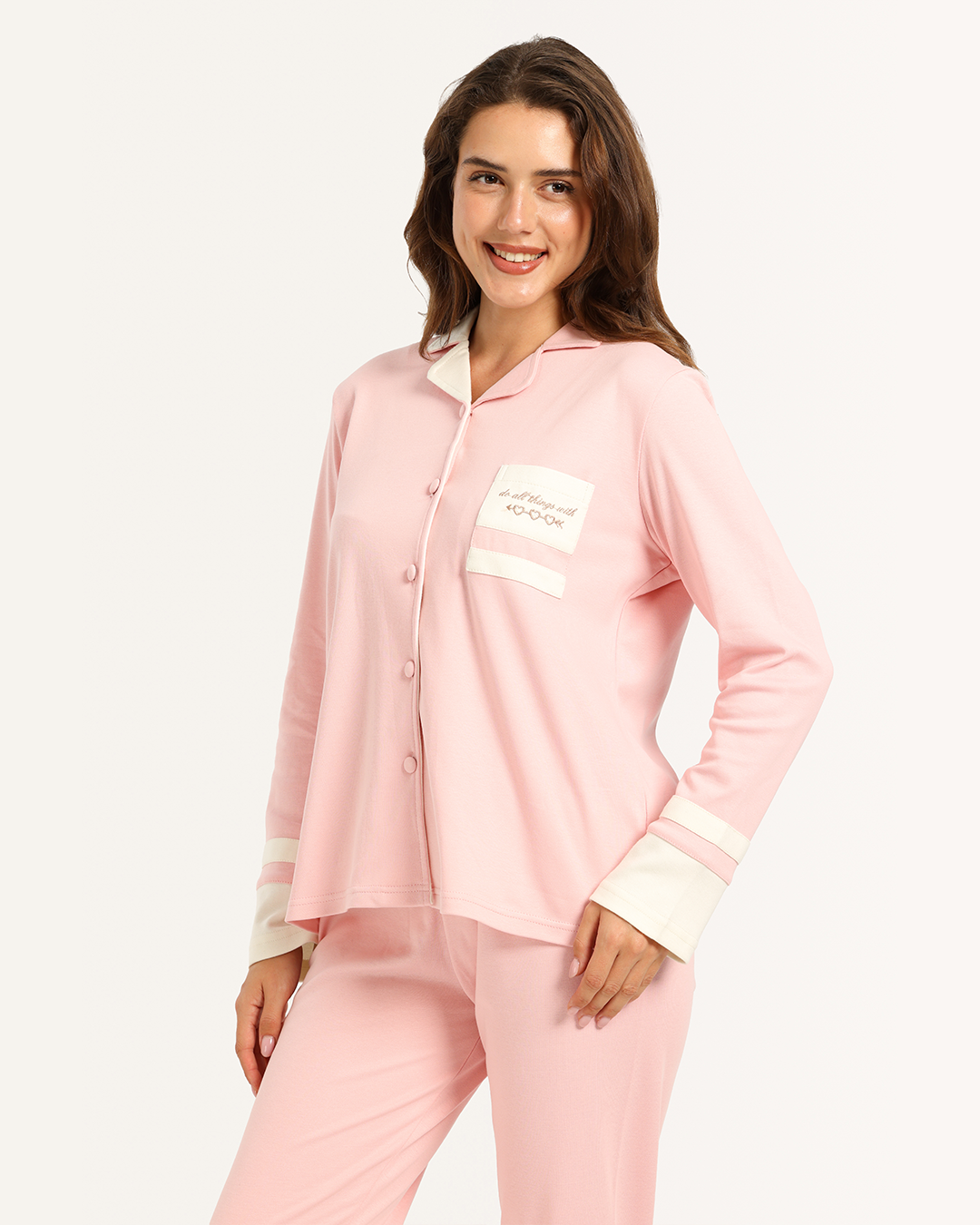 بيجاما حريمى زراير ياقة لونين