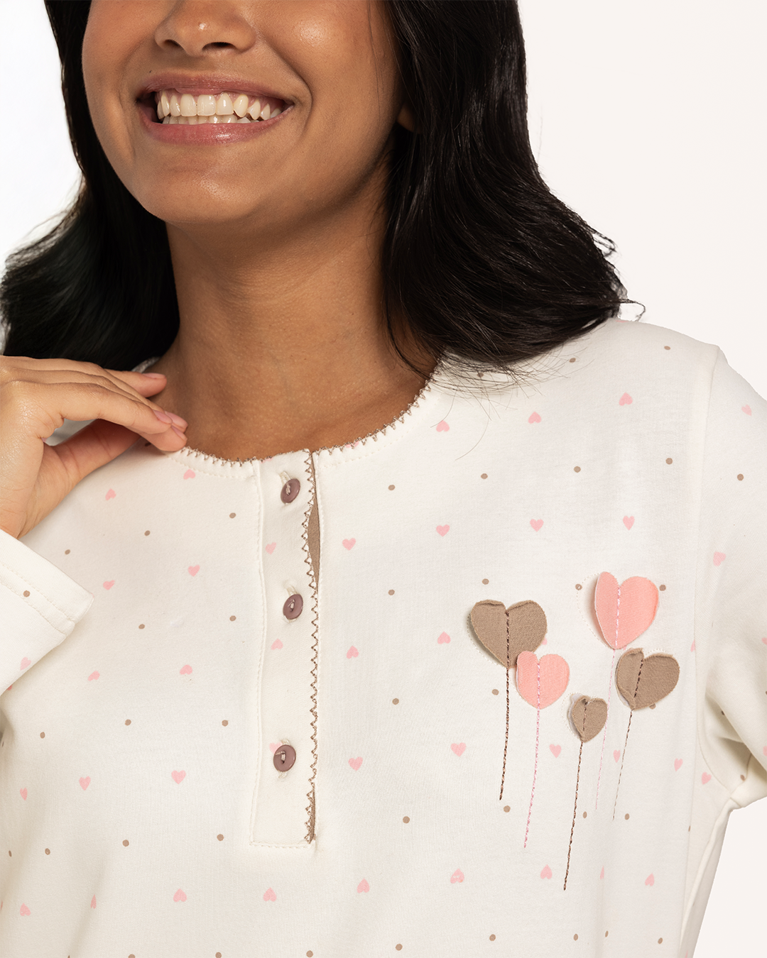 Une Longue Galabie Harem, Combien de Petits Cœurs