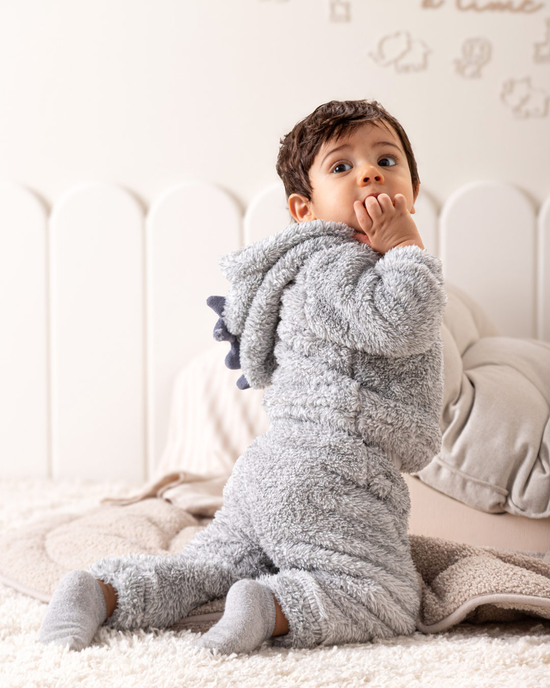 بيجاما فرو الديناصور الصغير