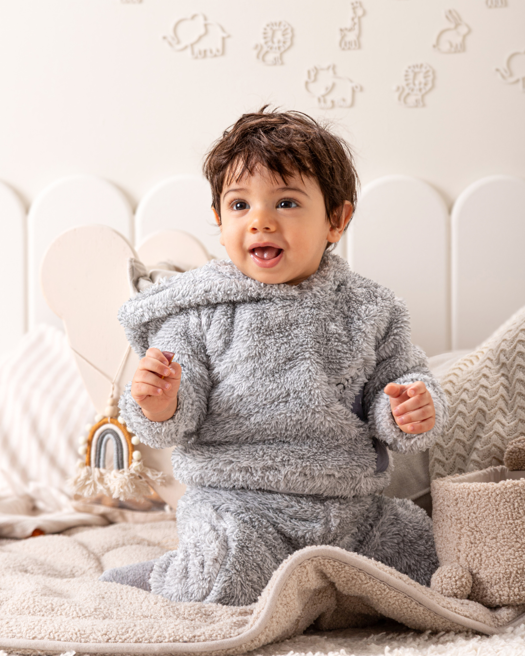 بيجاما فرو الديناصور الصغير