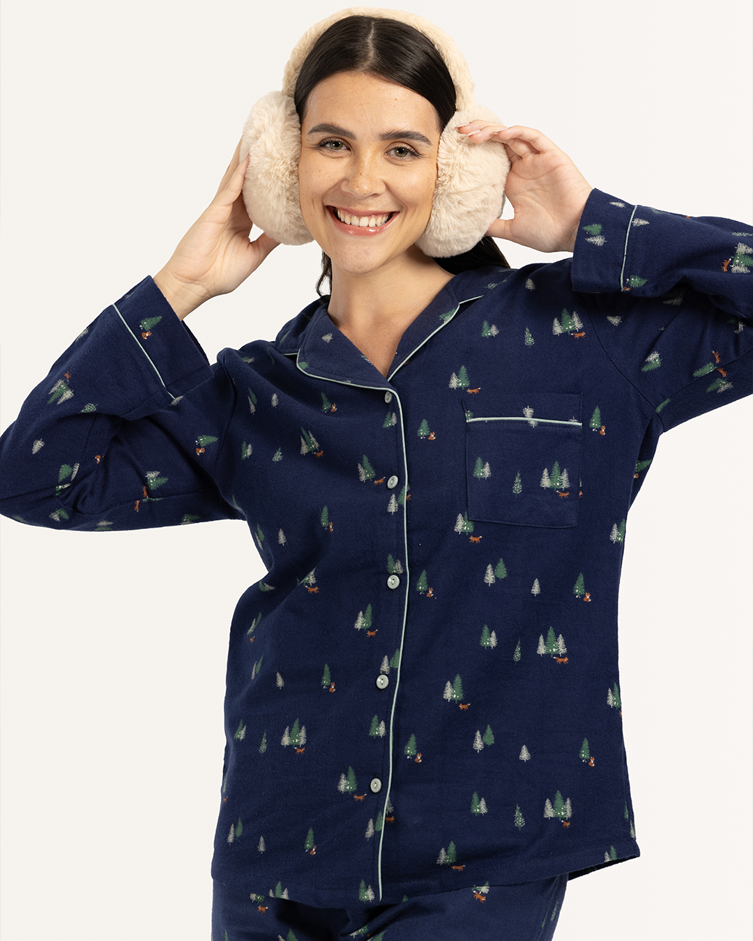 بيجاما بزراير أشجار الكريسماس