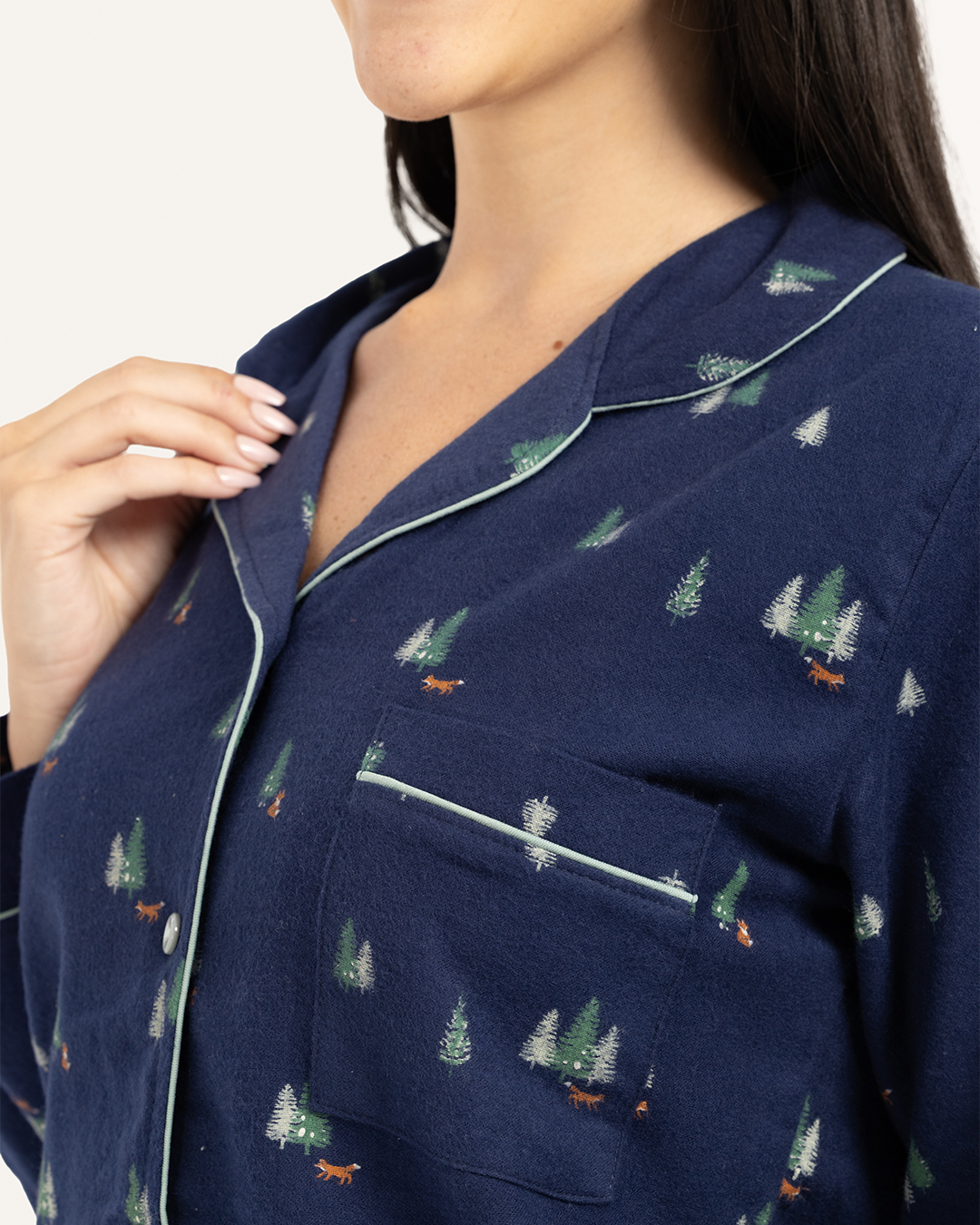 بيجاما بزراير أشجار الكريسماس