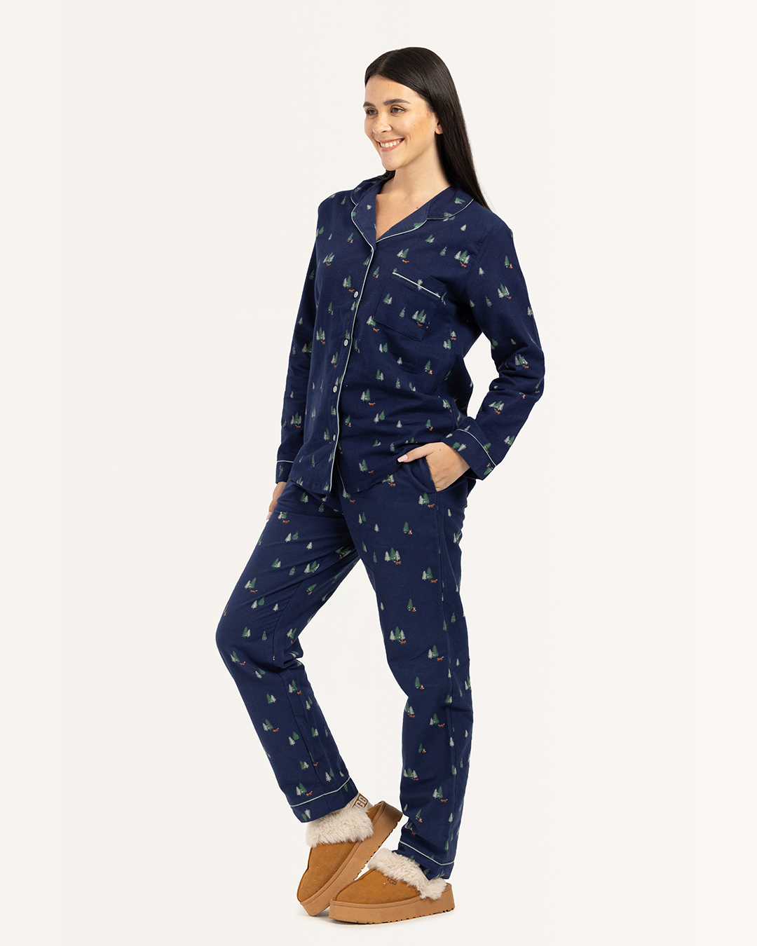 بيجاما بزراير أشجار الكريسماس