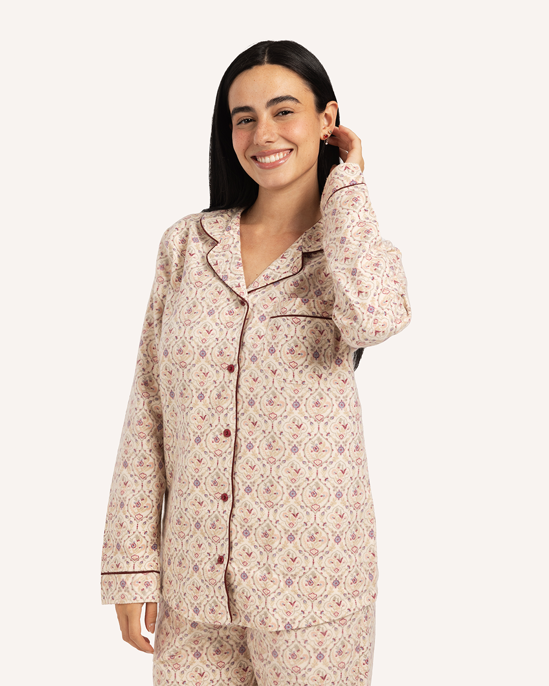 بيجاما كلاسيك بزراير فن أندلسي