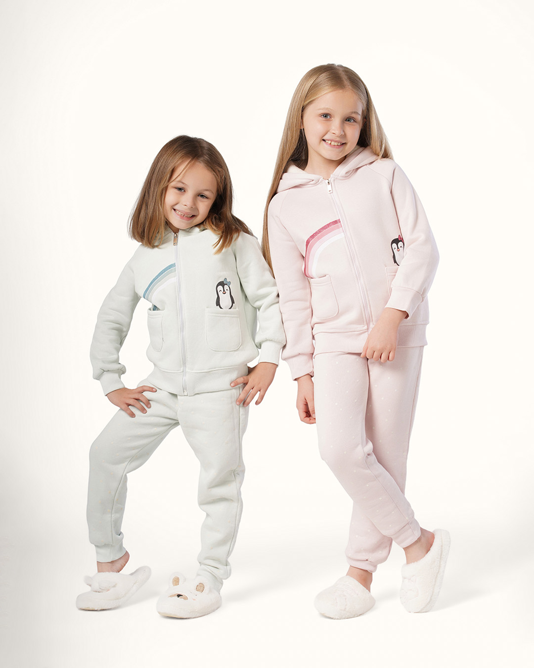 بيجاما منقطه بطريق