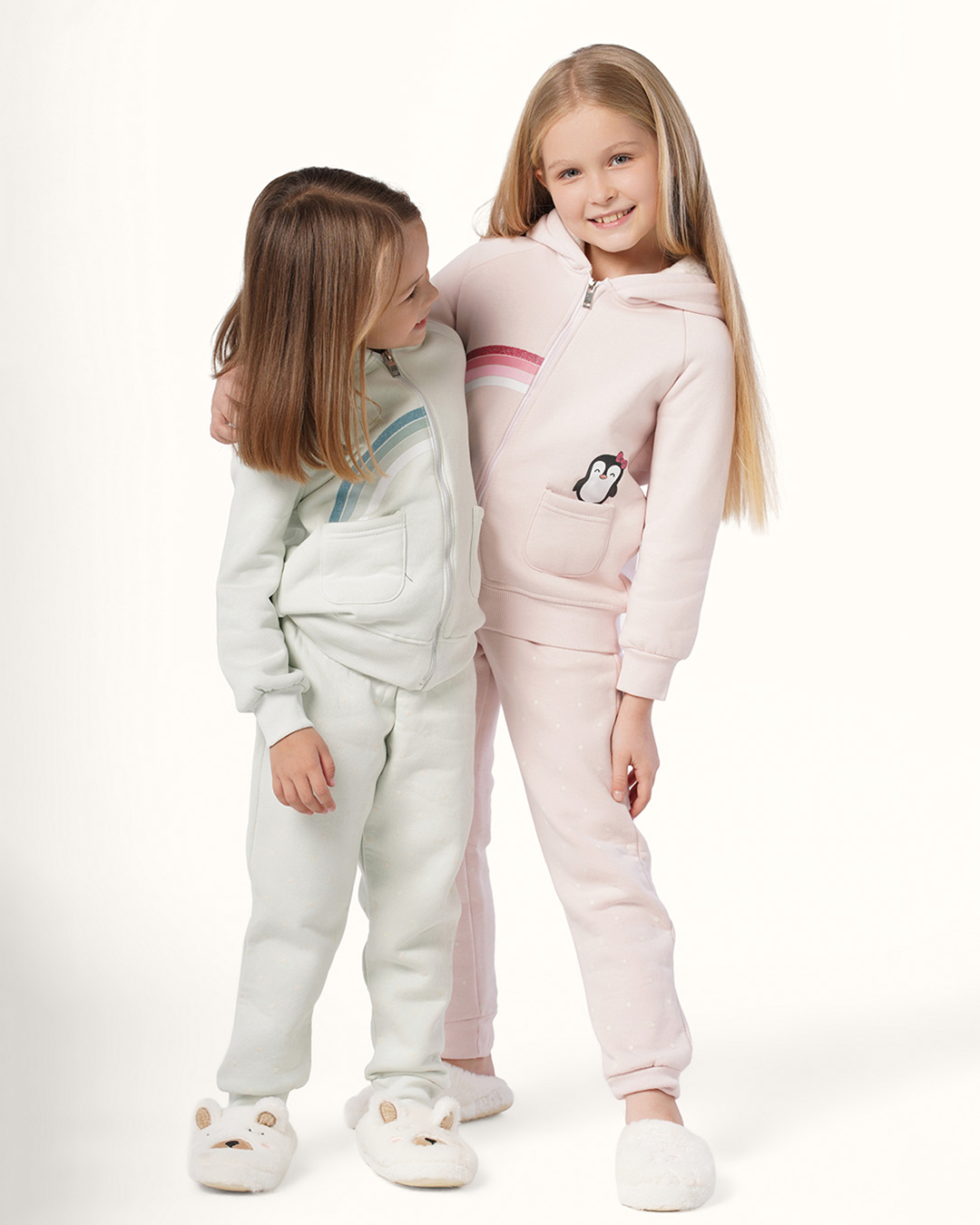 بيجاما منقطه بطريق