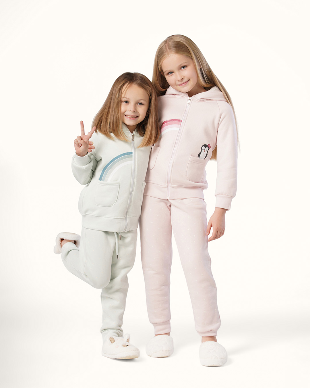 بيجاما منقطه بطريق