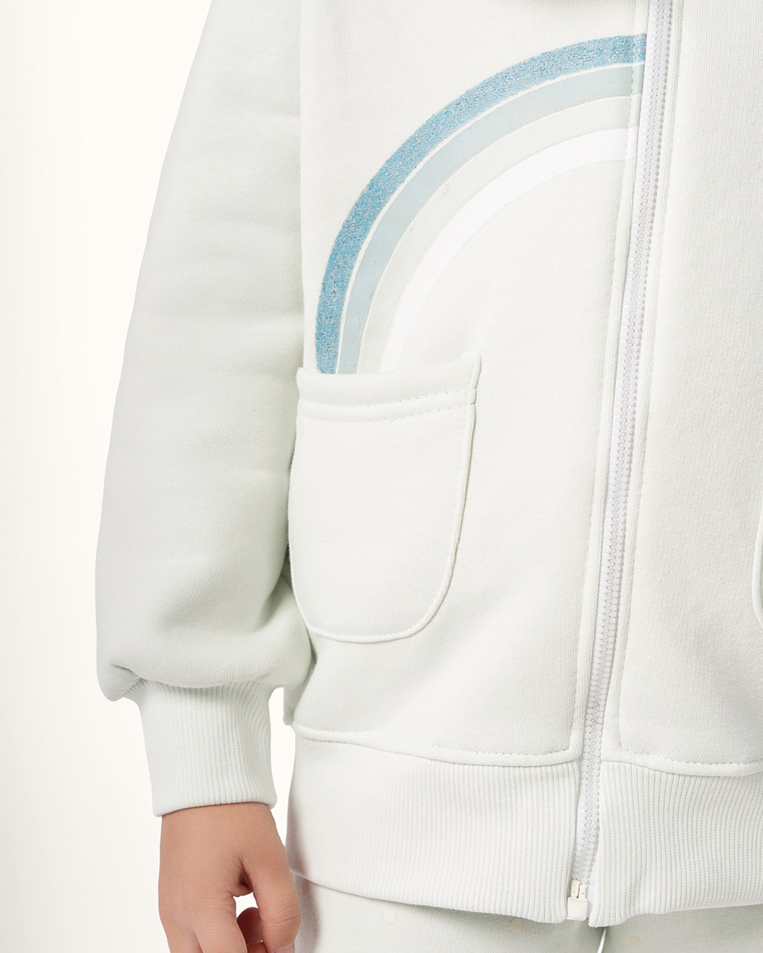 بيجاما منقطه بطريق