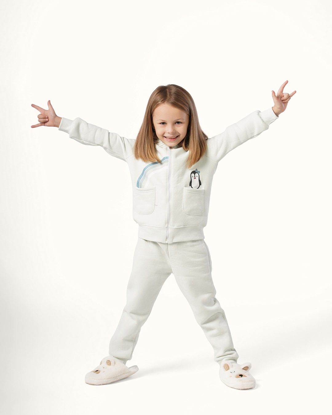 بيجاما منقطه بطريق