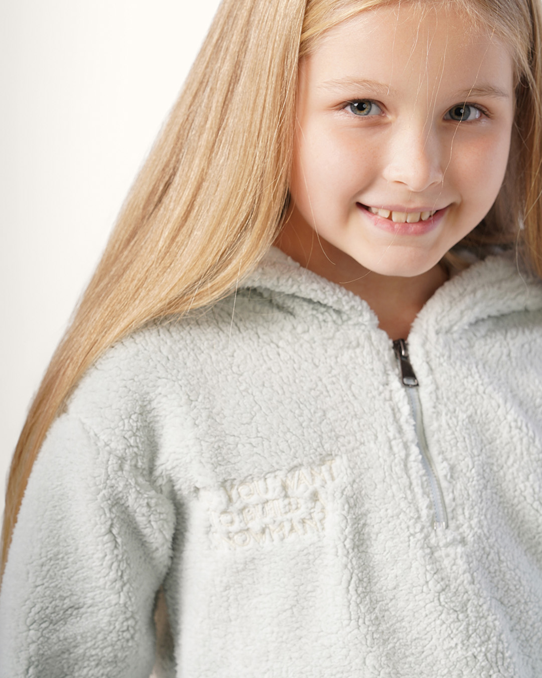 بيجاما بكم طويل و بنطلون الرجل الثلج الصغير