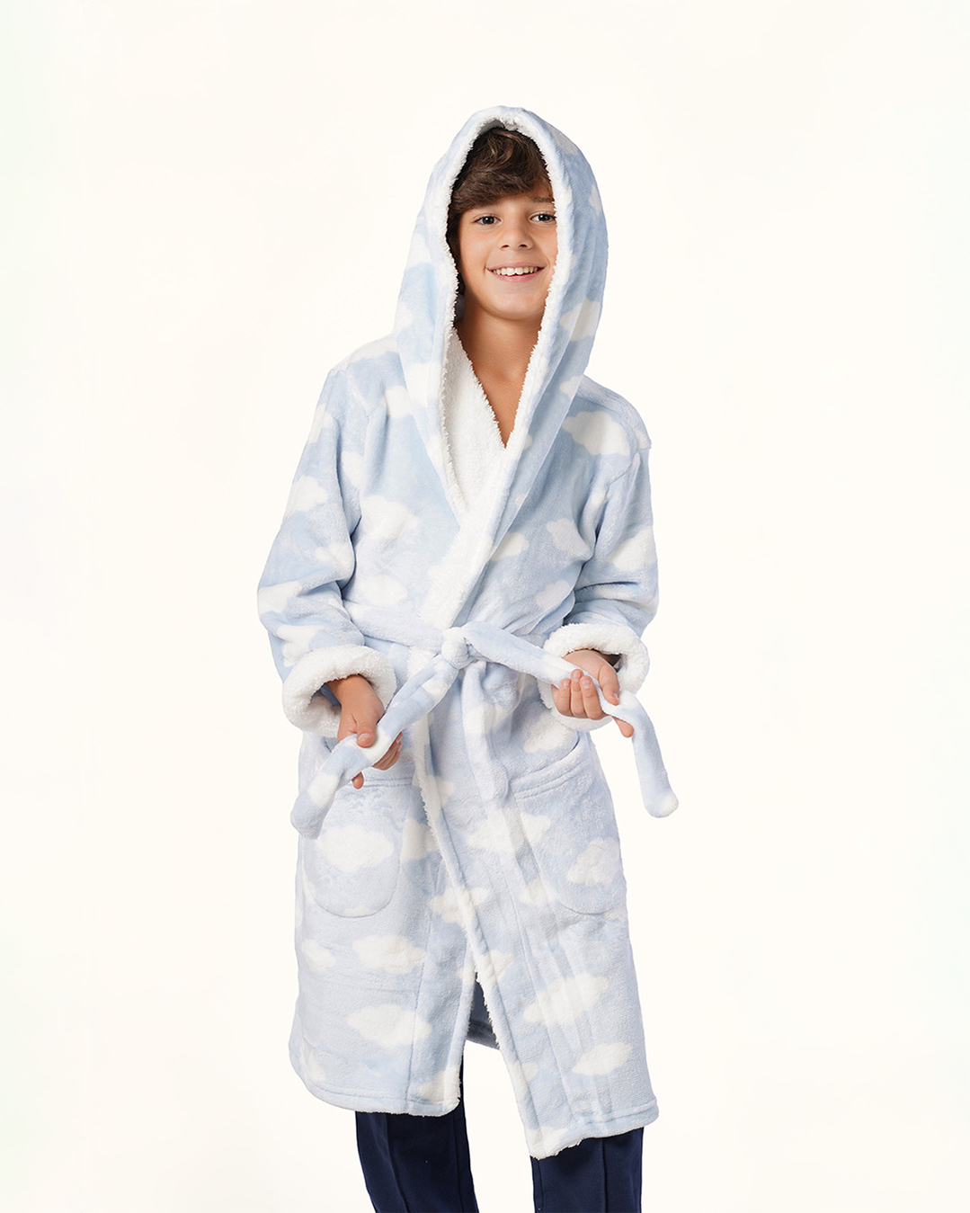 روب ولادى بكابيشو غيوم السماء