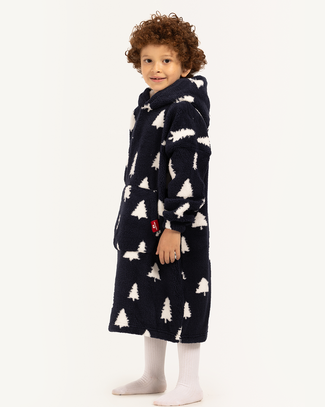 بطانية بأكمام و كابيشون أشجار الكريسماس