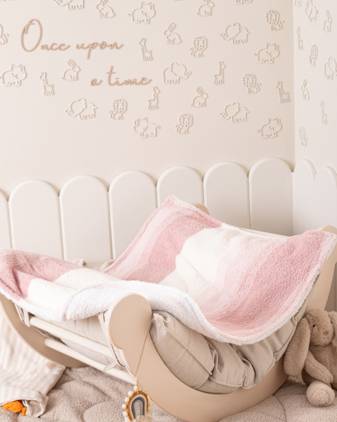 بطانيه بيبي مخططه